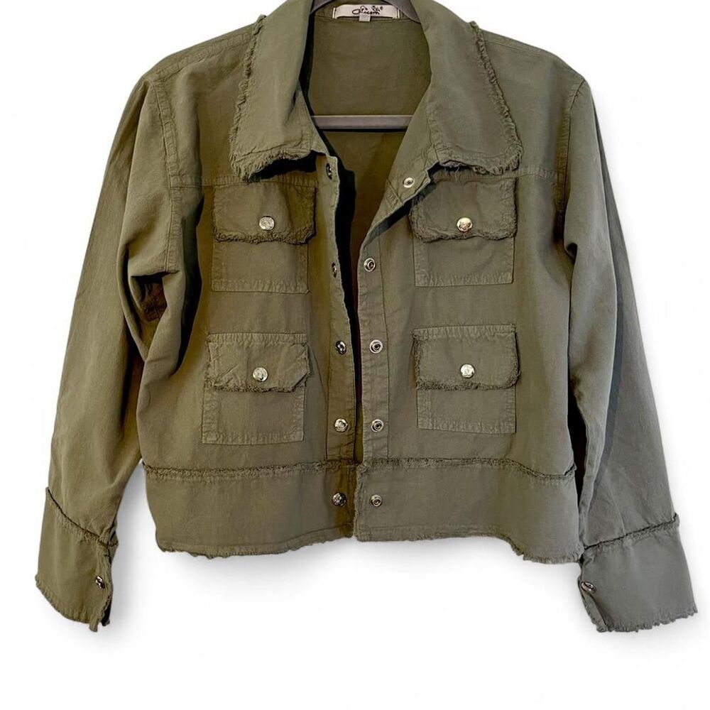 Giocam Green Cropped Jacket With Frayed Edges, Roomy Size Small